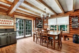 Amazing Log Cabin Rental with Pool for a Family Vacation in Florida - 2