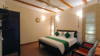 Juniper6 BR Mountain View Villa Cook Staff Deck - 8