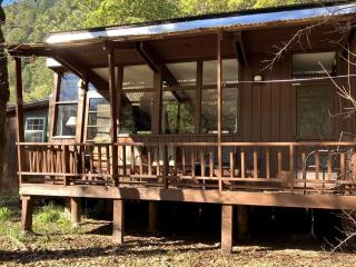 Rustic Cabin with Forest Views in the Klamath Region of Northern California - 4