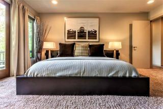 Lakefront Luxury: Private Water Front Vacation Rental with Views Near Hot Springs, AR - 7