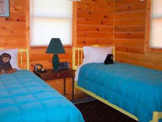 Fantastic Lakeside Log Cabin Rental for Six in Cedar River, Michigan - 2