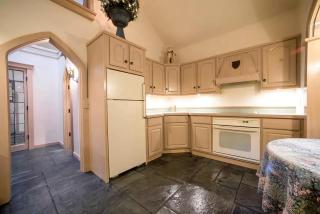 Breathtaking Cottage Rental on Castle Grounds Overlooking Lake George - 8