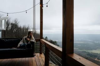 Unique Container with BBQ Ideal for Couples in Georgia - 6