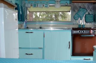 Vintage Camper Rental Perfect for Glamping in Montana - 7