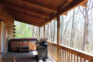 Spectacular Cabin Rental for Large Groups near New River in West Virginia - 4