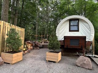 Elegant, Vintage Conestoga Covered Wagon Getaway in Denver, Pennsylvania - 0