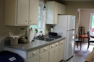 Family-Friendly Cabin Rental with Spacious Deck in Pittsfield, New Hampshire - 6