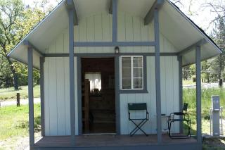 Affordable Vacation Cabin Rentals with Shared Pool near Yosemite National Park - 0