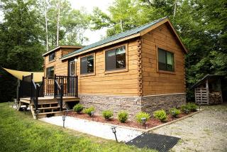 Incredible Modern Tiny Log Cabin near the Ammonoosuc River for a Romantic Getaway in New Hampshire - 0