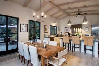 Elegant Kenwood Accommodation with a Pool Ideal for Luxury Sonoma County Getaways - 8