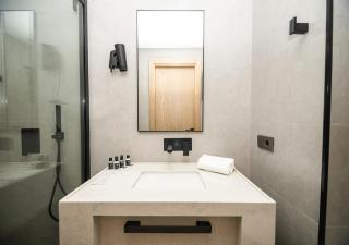 Blue Sky Apart-Hotel Batumi - Batumi - 9