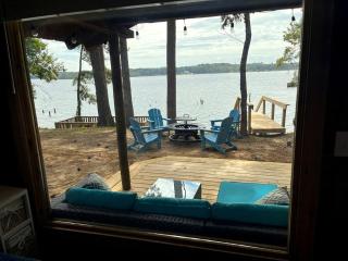 Rustic Waterfront Cabin on Toledo Bend Lake for an Unforgettable Getaway in Nature in Hemphill, Texas - 4
