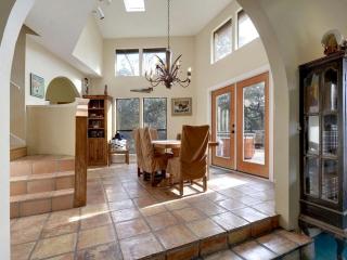Spacious Yet Private Vacation Rental with Pool and Games Room For the Ultimate Family Getaway in Nature, Driftwood Texas - 5