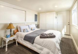 Glorious Whidbey Island Accommodation on Double Bluff Beach - 7