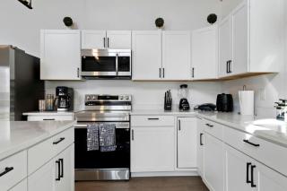 Spacious Family Cabin with Lake Hartwell Access in Westminster, South Carolina - 8