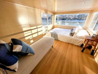 Amazing Airstream in Grand Junction for Unforgettable Family Glamping Getaways in Colorado - 1