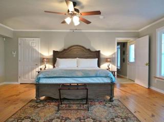 Spacious Luminous Cottage with Game Space and BBQ in Texas - 6
