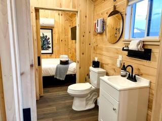 Rustic Tiny House Glamping in Grand Junction: Authentic Rural Charm in Colorado - 2