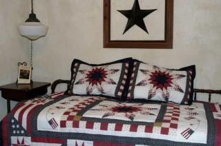 Quaint Four-Person Camping Cabin near Big Ticket Preserve, Texas - 1