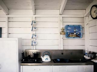 Off-The-Grid Cottage Rental with Beautiful Views on Crow Island, Maine - 4
