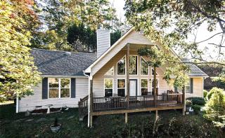 Beautiful Luxury Cabin Rental with Amazing Views next to the Tuckasegee River, NC - 0