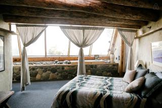 Unique and Modern Lodging with Exceptional Features in Paradise Valley, Montana - 6