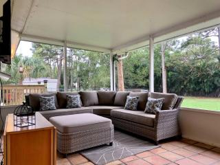Luxury Cottage Rental with Pool for Glamping in Florida - 6