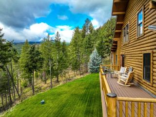 Mountain Cabin with Movie Screen and Pool Table in Montana - 4