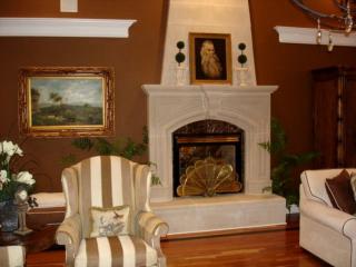 Waterfront Luxury Vacation Rental with a Pool in Manteo, North Carolina - 4