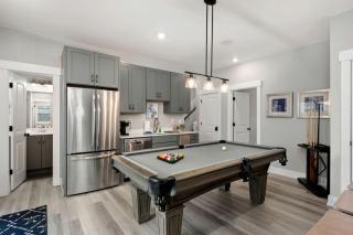 Beautiful Modern Beach House for Large Family Vacations with Incredible Views for an Unforgettable Coastal Getaway in Corolla, North Carolina - 2