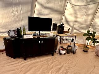 Rustic Bell Tent on a Texan Farm, Nestled in the Sam Houston National Forest, Perfect for a Weekend Getaway - 7