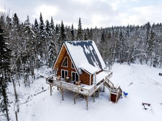 Luxurious A-Frame Cabin Nestled Among Spectacular Nature in New Hampshire - 0
