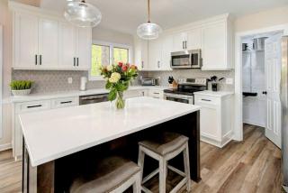 Embrace Nature in this Lakefront Cottage with Fire Pit in Charlotte, North Carolina - 2