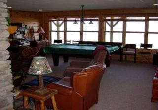 Secluded Log Cabin Rental with Views of Mount Mitchell in North Carolina - 3