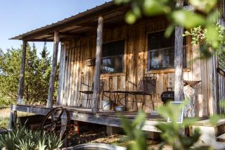 Rustic Off-the-Grid Cabin near Ample Outdoor Recreation in Harper, Texas - 2