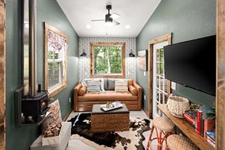 Off-Grid Cabin Surrounded by Trees in Pineville, Missouri - 7
