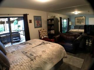 Luxury Cabin Rental with Lake Views and its own Private Hot Tub in Sylvan Shores, Arkansas - 6