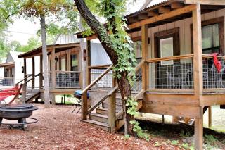Dream Glamping Destination: Stunning Tented Cabin on the Geronimo Creek in Seguin, Texas - 6