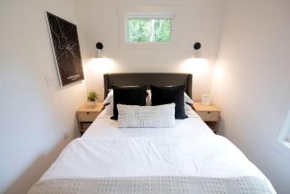 Stunning and Fully-Equipped Tiny House with Breathtaking Views of South Cumberland State Park in Monteagle, TN - 9