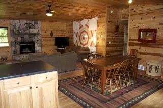 Upscale Camping Cabin for Nine by Squaw Lake in Wisconsin - 5