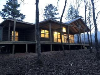 Amazing Cabin Rental near Ouachita National Forest for Weekend Getaways in Oklahoma - 1