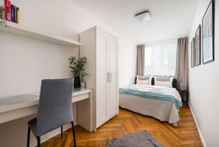Rondo ONZ City Centre Apartment by BookingHost - 4