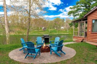 Beautiful Family Cabin with Cozy Interior and Exterior in Saint Croix Falls, Wisconsin - 6