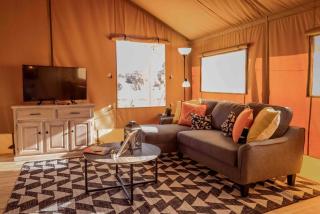 Outstanding Safari Tent with Jacuzzi and and Beautiful Outdoor and Indoor Living in Florida - 6