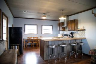 Rustic Cabin in the Countryside near Muskingum River State Park, Ohio - 8