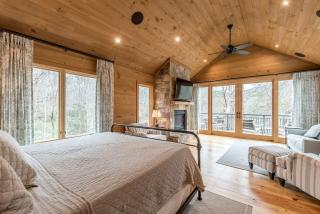 Stunning Cabin with Fire Pit, Hot-tub and Sauna in Cleveland, Georgia - 7