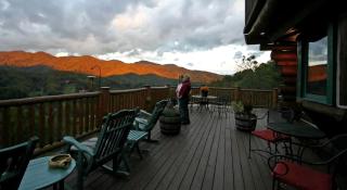 Romantic Vacation Getaway in a Hillside Lodge near Asheville in Leicester, North Carolina - 6
