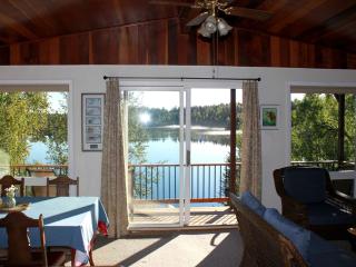 Inviting Cabin Getaway on a Private Lake on the Kenai Peninsula, Alaska - 7