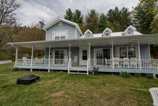 Secluded Lakefront Cabin with Private Dock on Lake Nantahala, Topton, North Carolina - 0