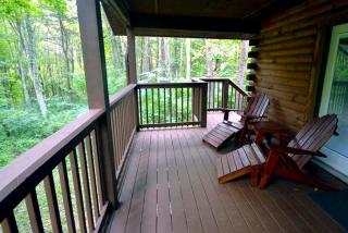 Romantic Forest Cabin Getaway near Cantwell Cliffs in Logan, Ohio - 3
